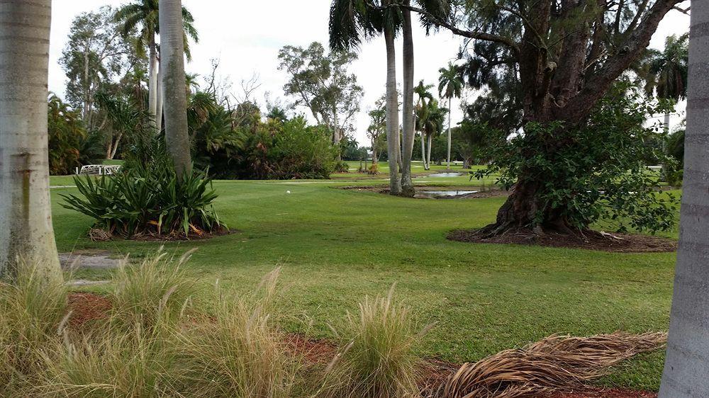 Hollywood Beach Golf Resort エクステリア 写真